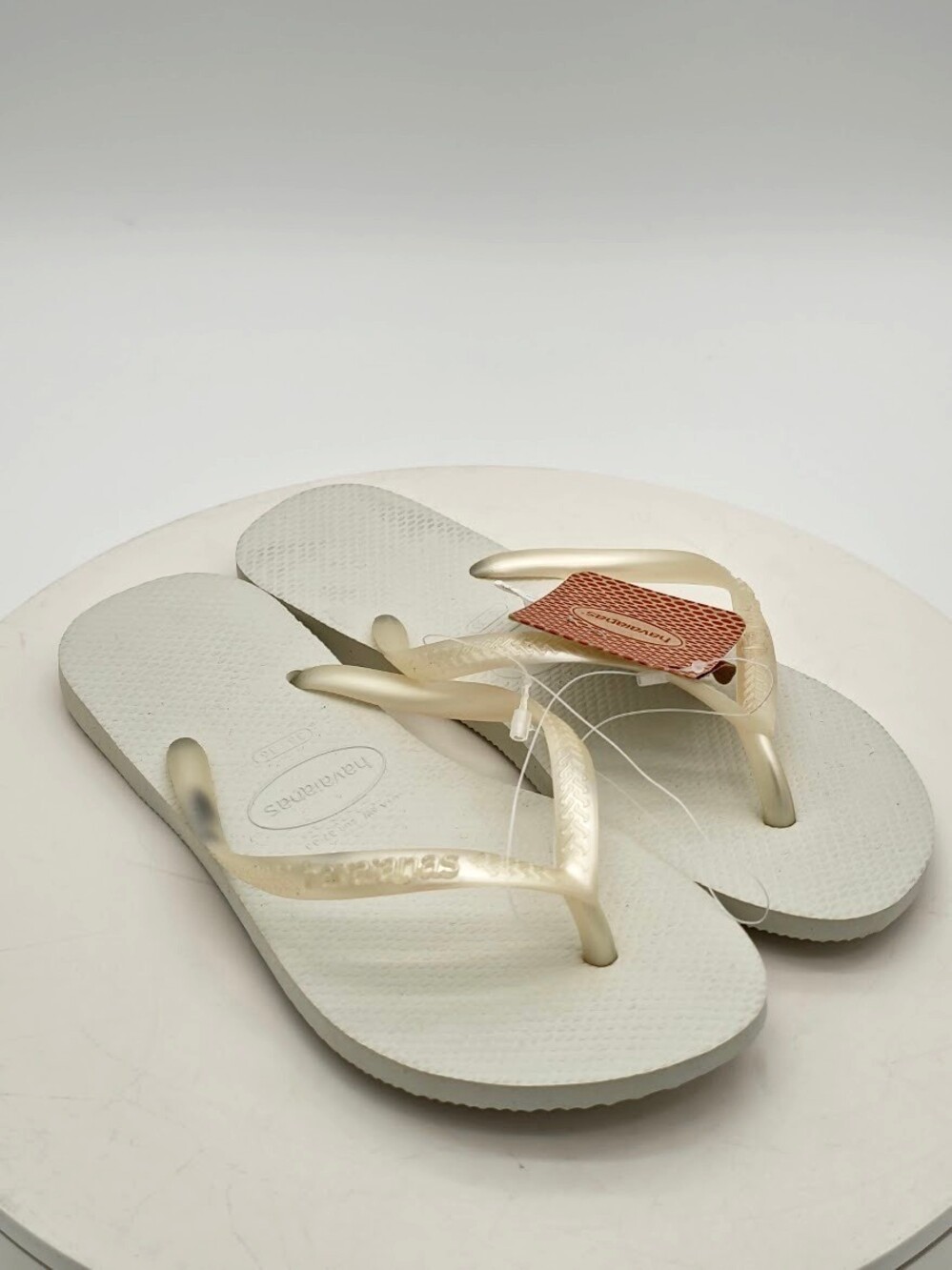 Havaianas Slim White Pearl Flip Flops Women US 6 Metallic Thong Sandals